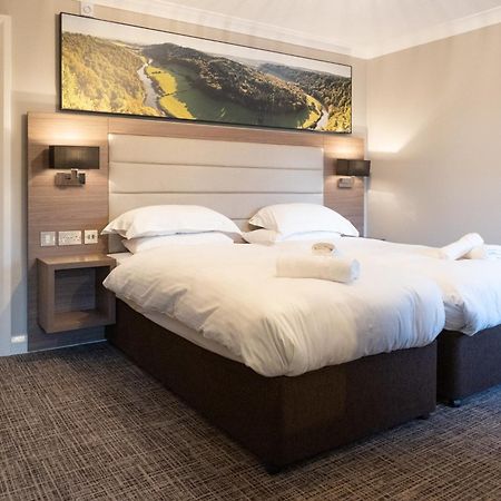 Riverside Hotel Cirencester Buitenkant foto