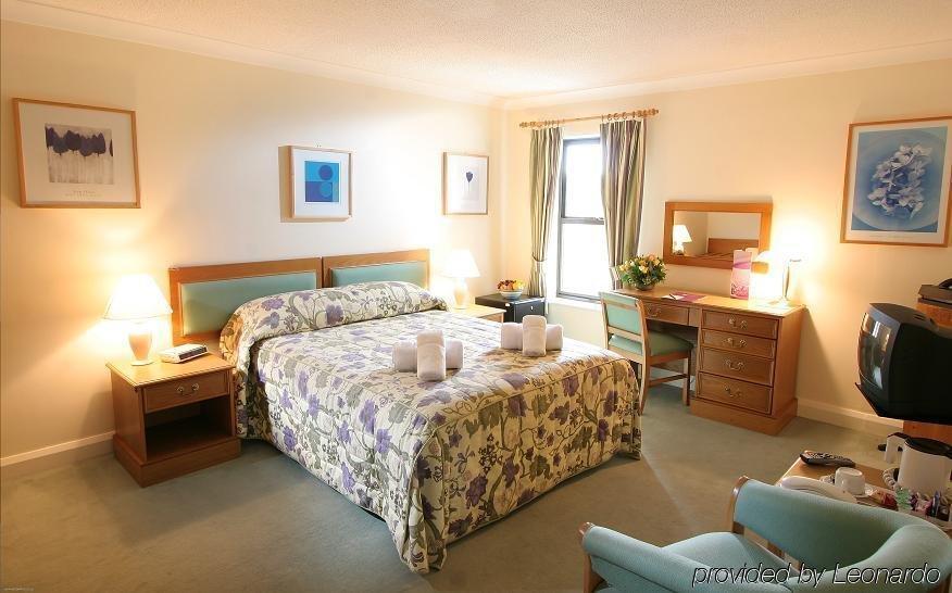Riverside Hotel Cirencester Buitenkant foto