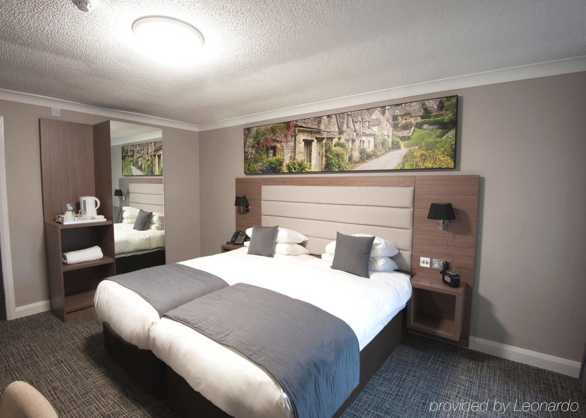 Riverside Hotel Cirencester Buitenkant foto